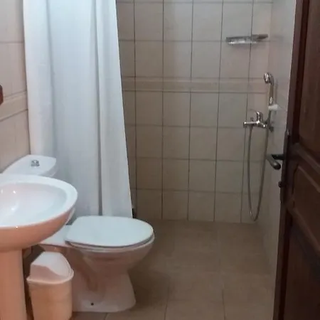 Barbaros Apartahotel 3*