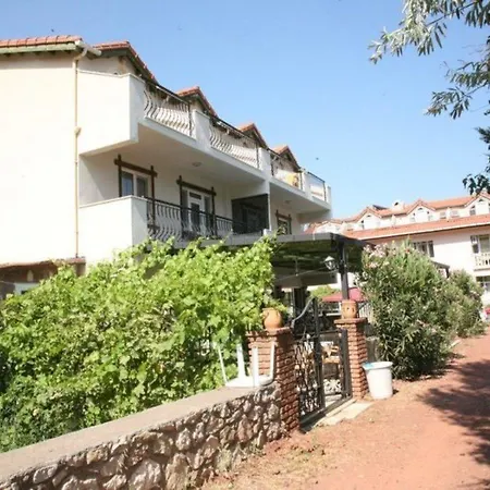 Apartmanhotel Barbaros 3*