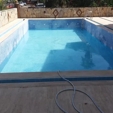 Barbaros Apartmanhotel Turunc