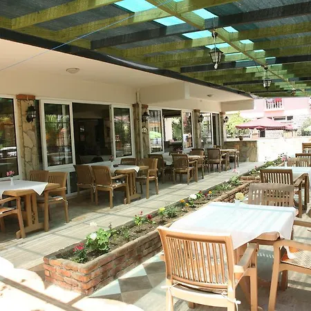 Apartmanhotel Barbaros 3*